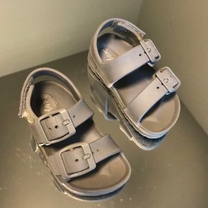 Cat & Jack sandals toddler 5